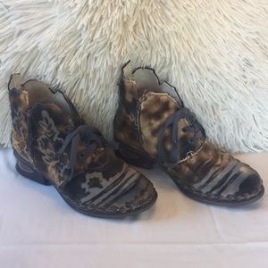 Rovers booties, size 38/ fits like size 7